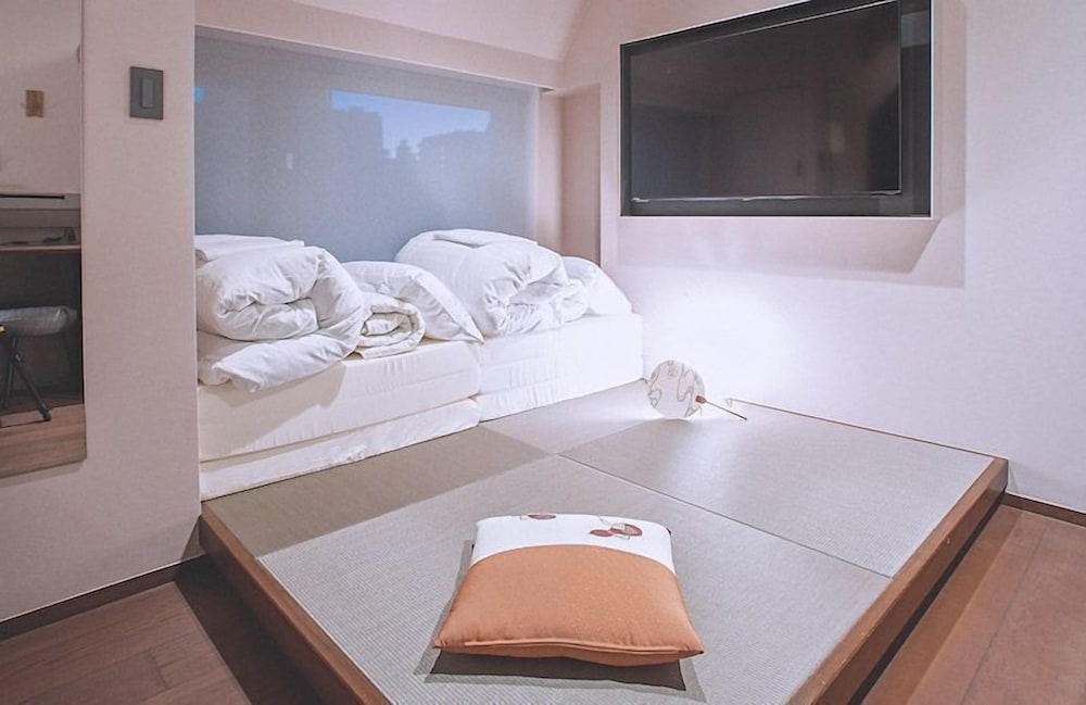 Junior Double or Twin Room photo 3