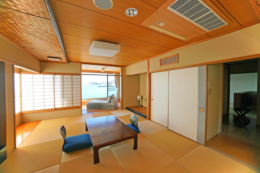 Double or Twin Room, Private Bathroom, Non Smoking, Open air-Bath photo 3