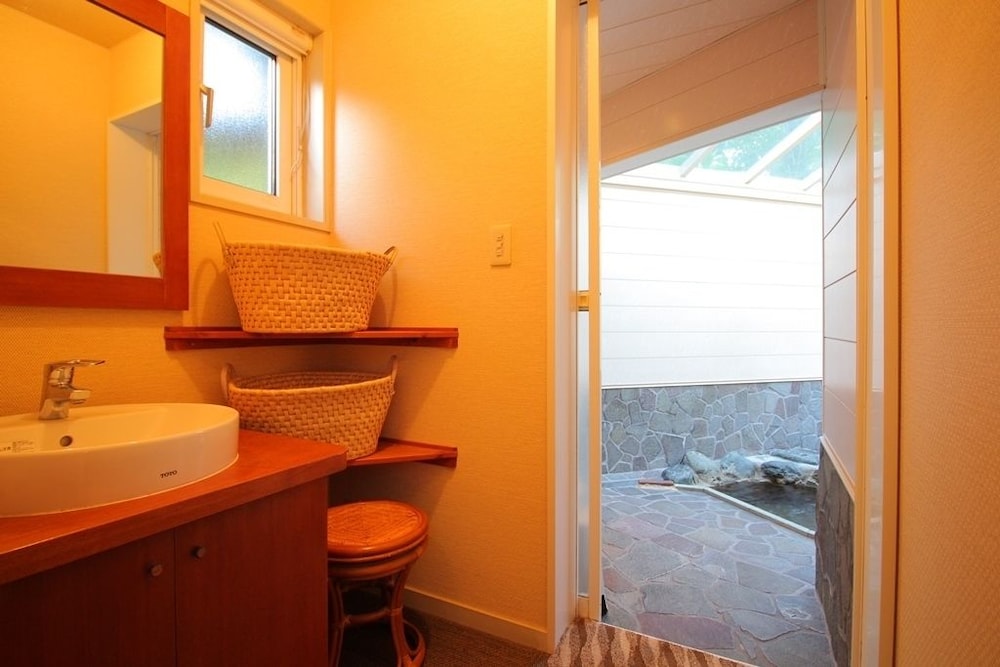 Japanese Style Room For 4 Guests - Photo 3