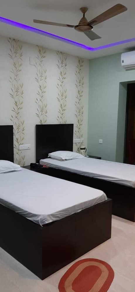 Standard Non A/C Room photo 3