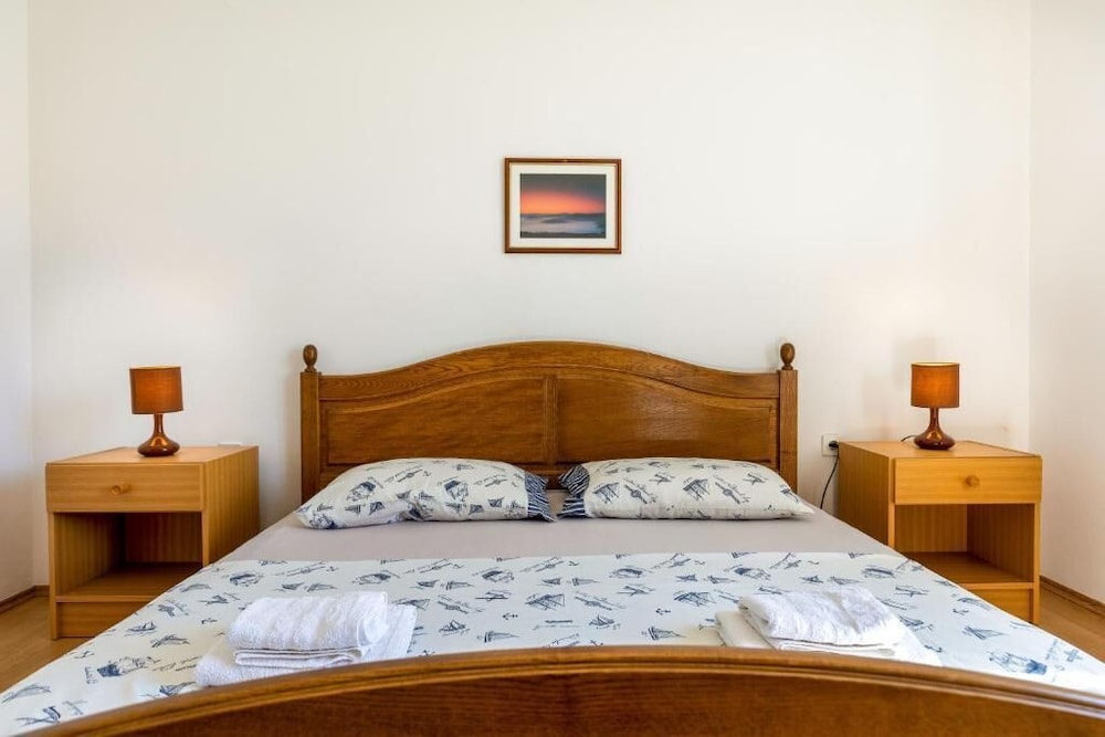 Apartment Lindi A1 - No Pets Allowed