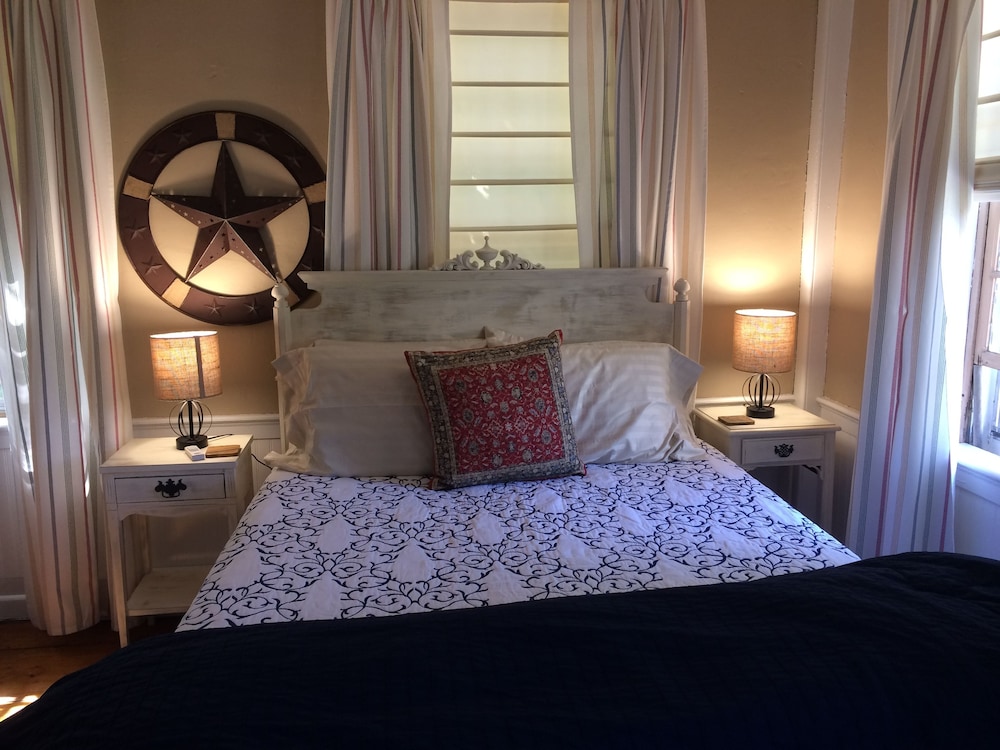 Bristol Room photo 3