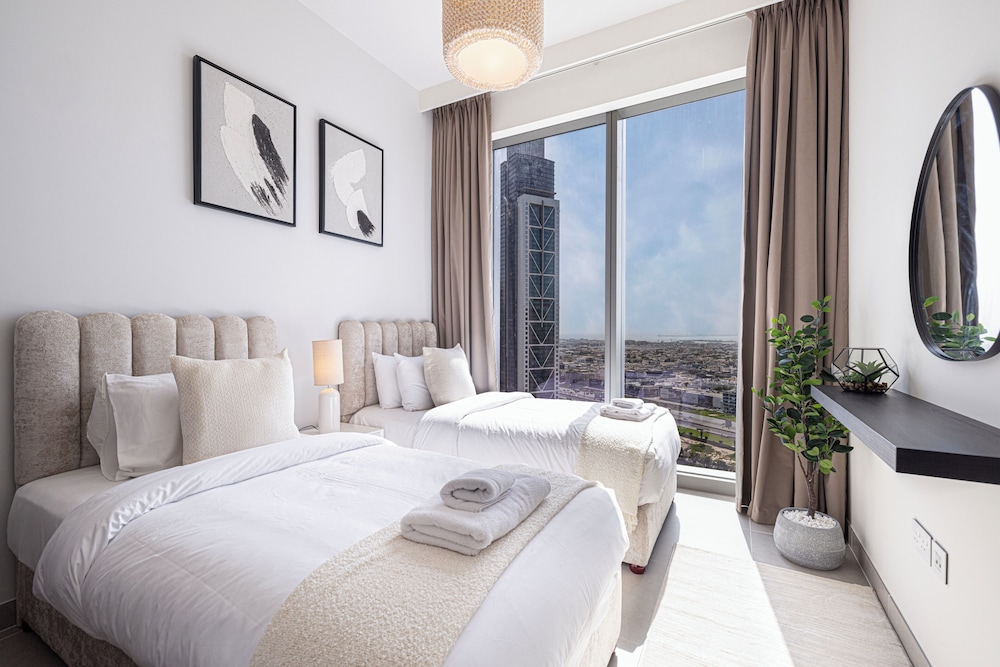 Luxury Apartment photo 3