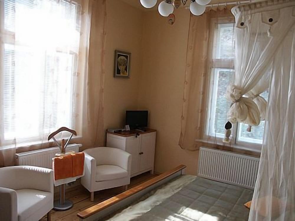 Single Room photo 1