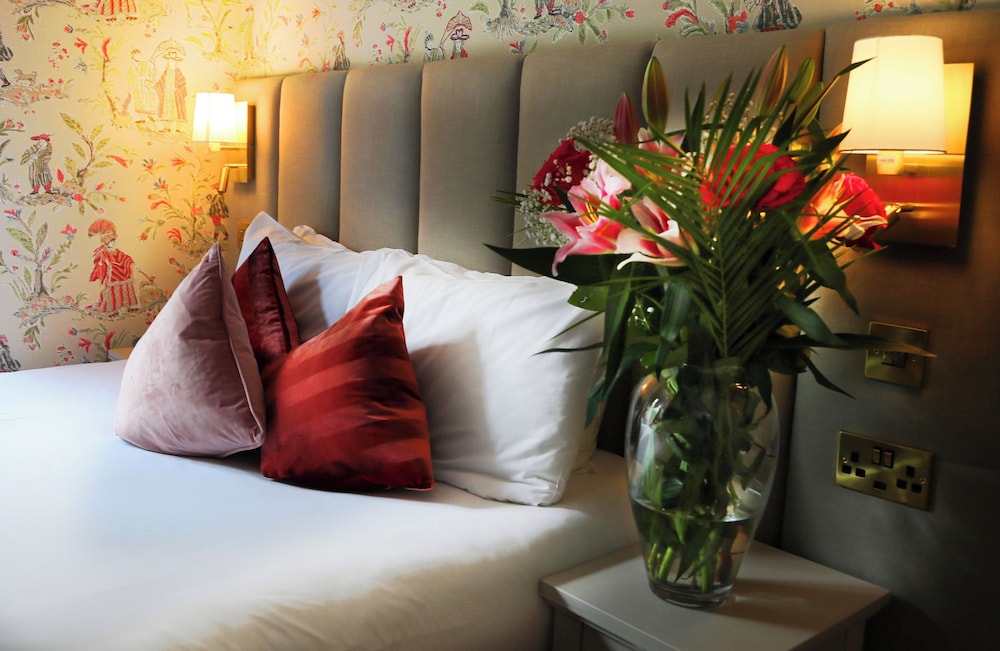 Junior Double Room