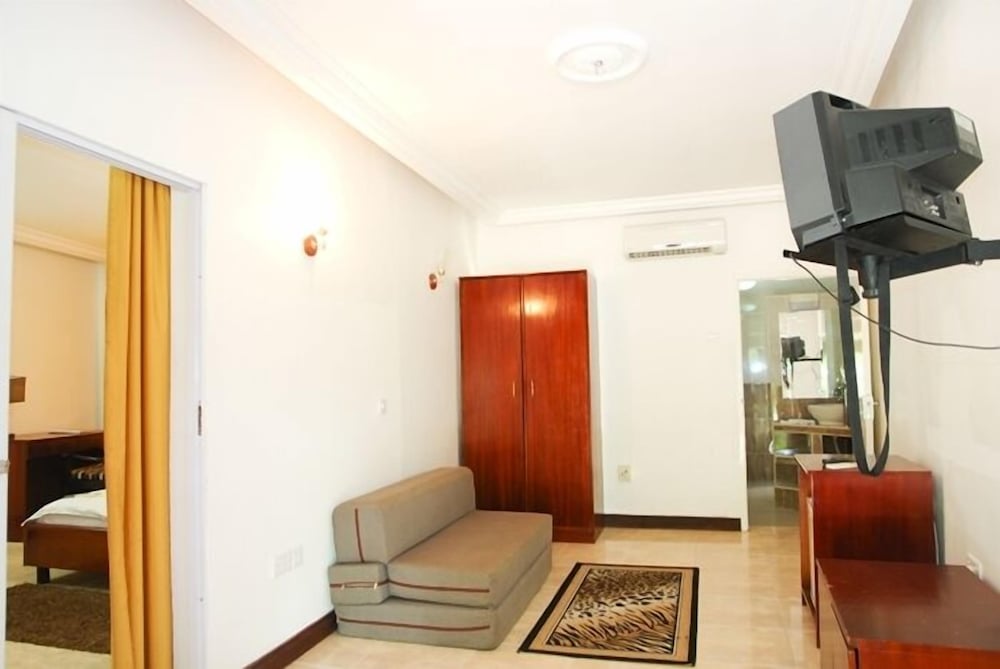 Family Room, 2 Queen Beds photo 3
