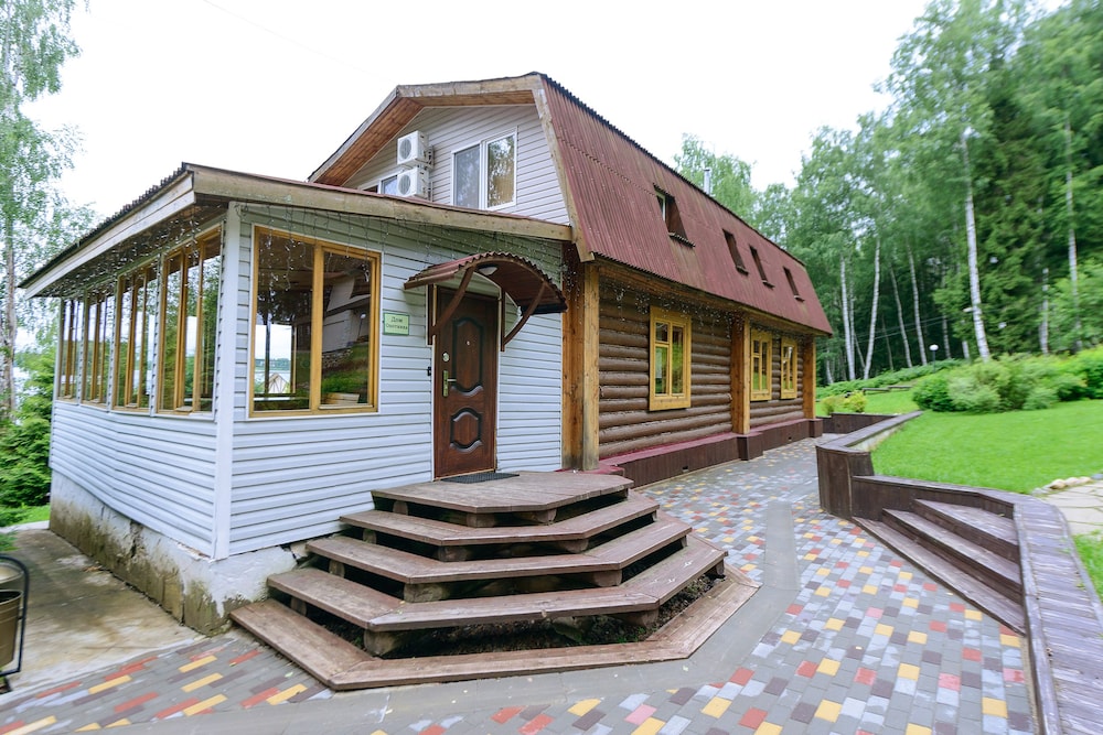 House, 4 Bedrooms photo 1