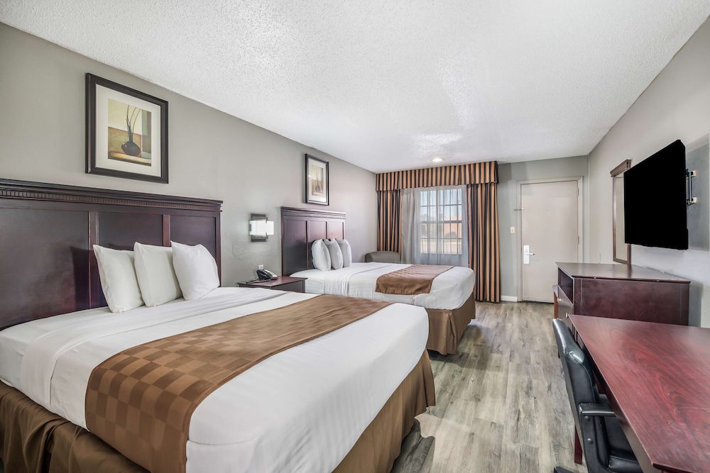 Deluxe Room, 2 Queen Beds, Non Smoking photo 3