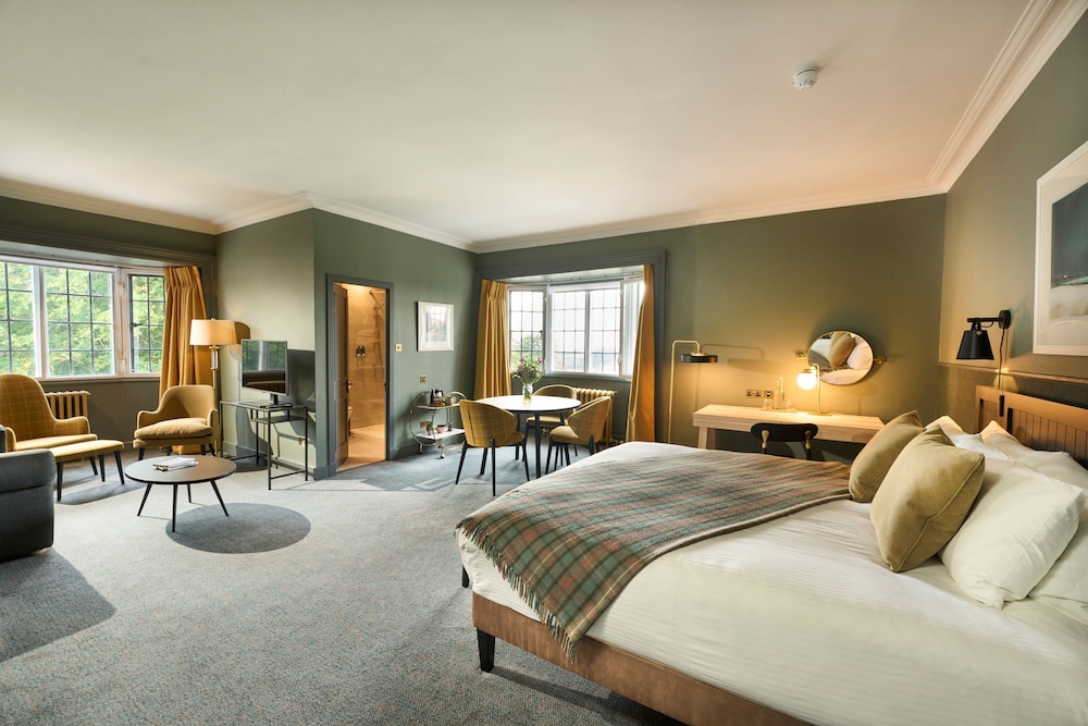 Standard Suite, 1 King Bed, Garden View