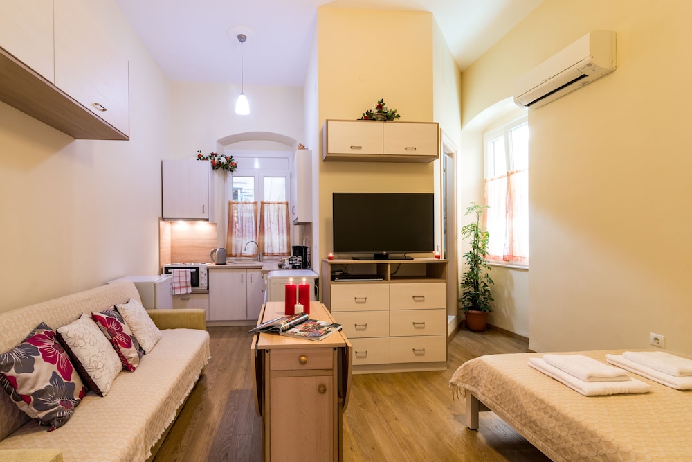 Studio, 1 Double Bed With Sofa Bed, Mezzanine