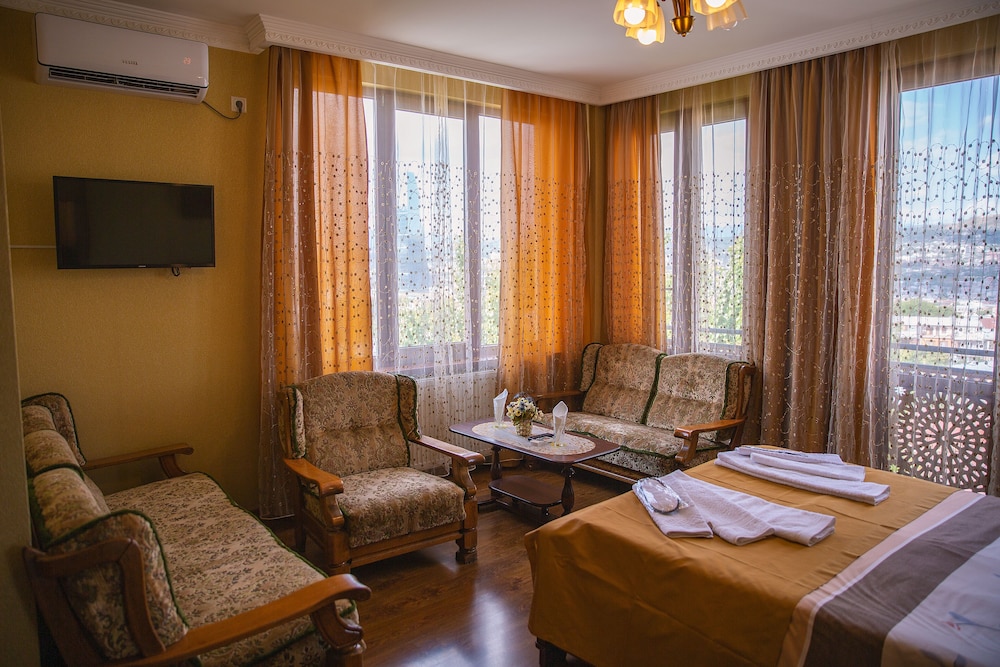 Deluxe Double Room, City View photo 1