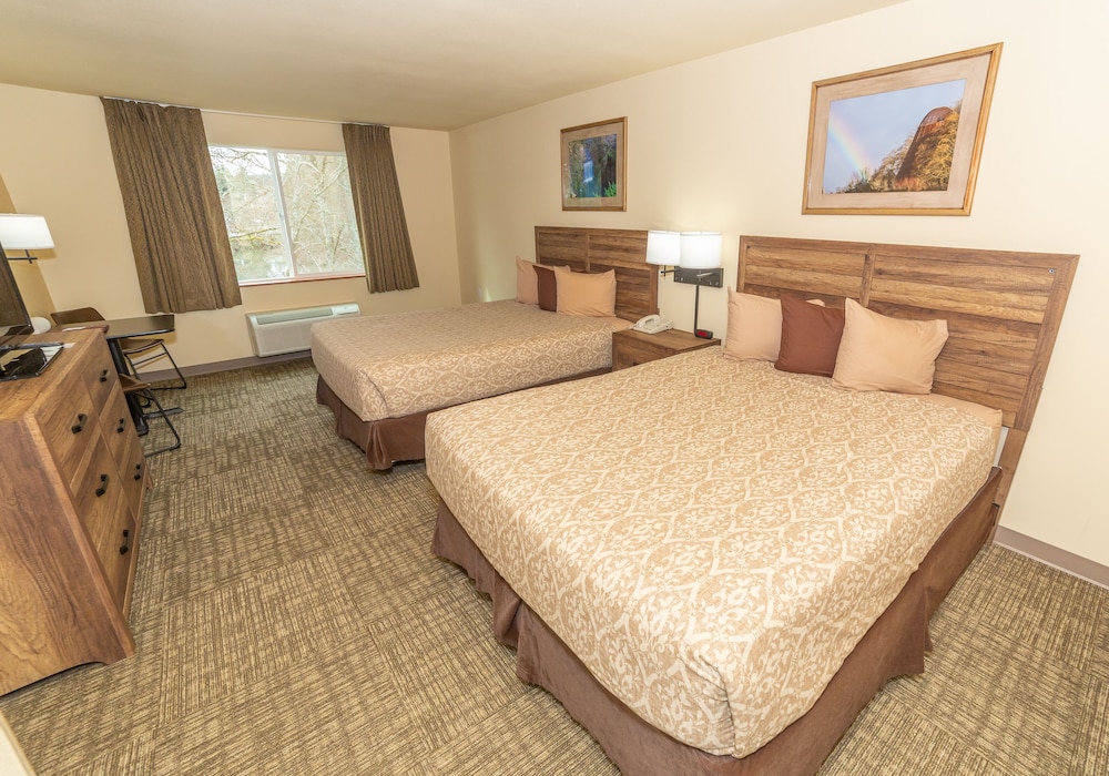Room, 2 Queen Beds, Non Smoking (Pet Friendly) photo 1