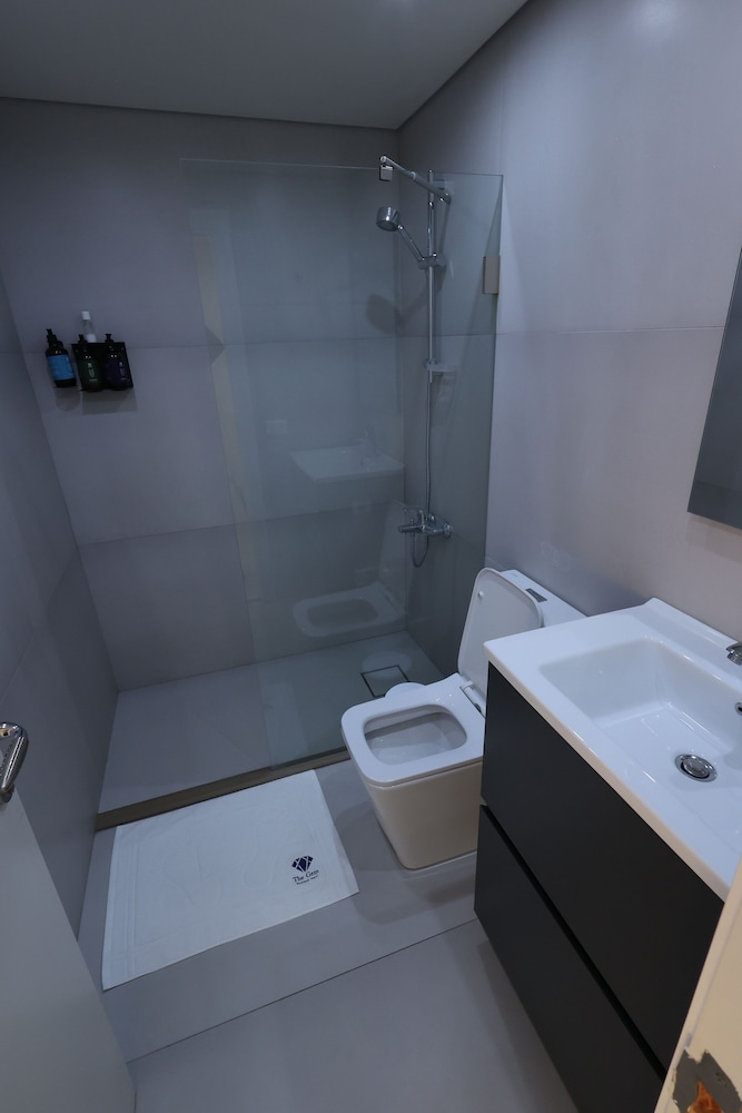 Exclusive Double or Twin Room - Photo 9