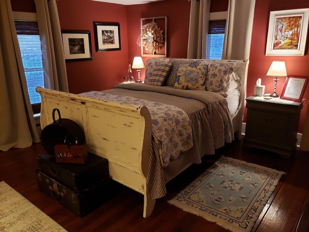 Room, 1 Queen Bed, Non Smoking (Napa) photo 1