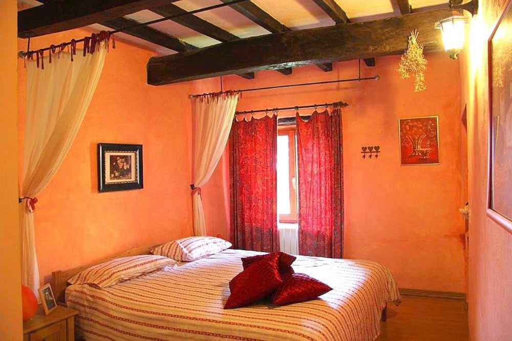 Villa photo 3