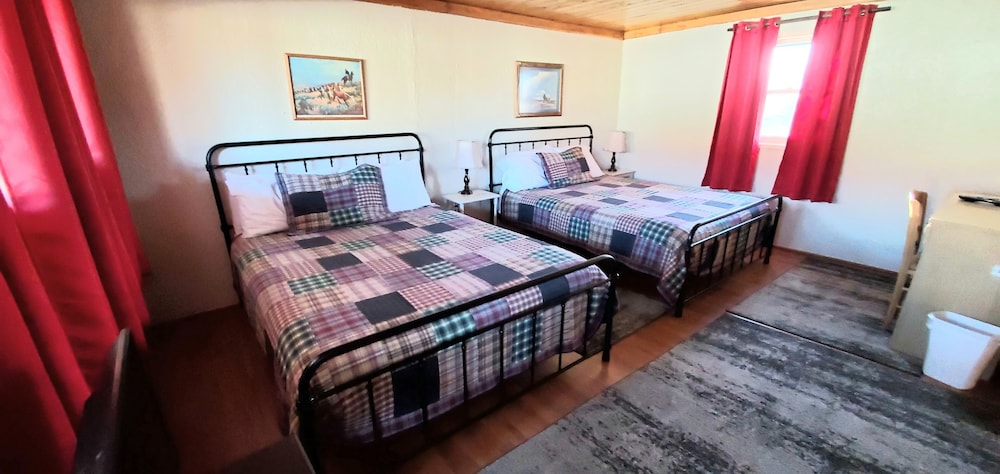 Standard Room, 2 Queen Beds