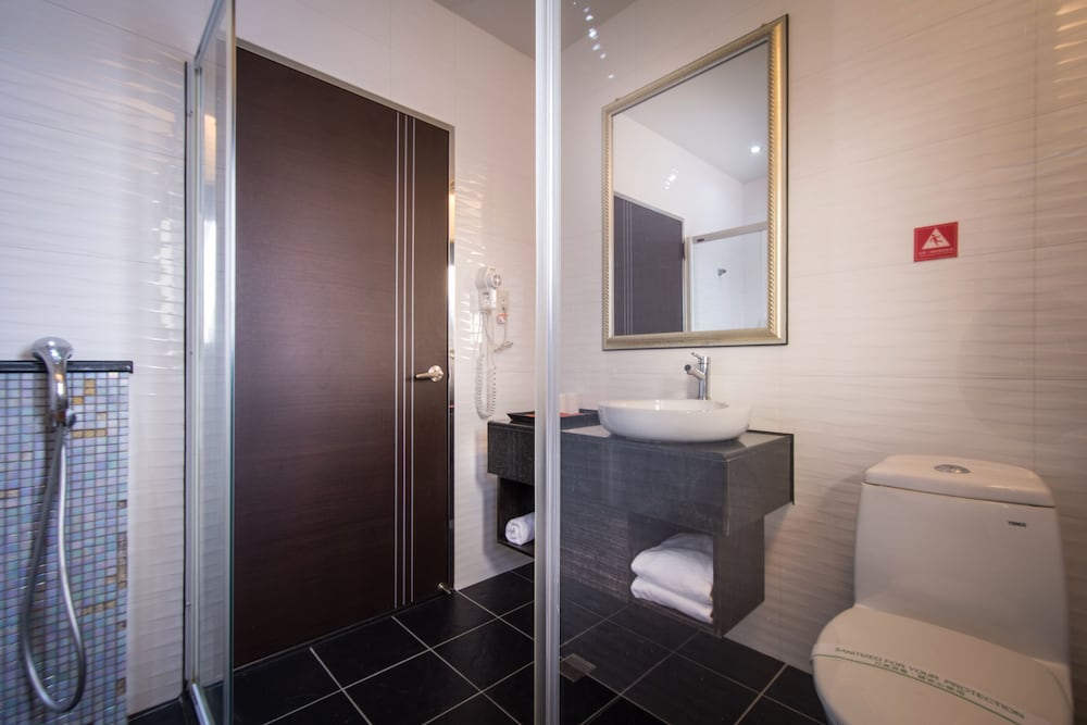 Classic Quadruple Room photo 3