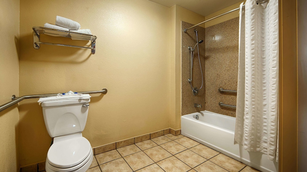 Best Western Windsor Pointe Hotel & Suites-Frost Bank Center, 사진 2