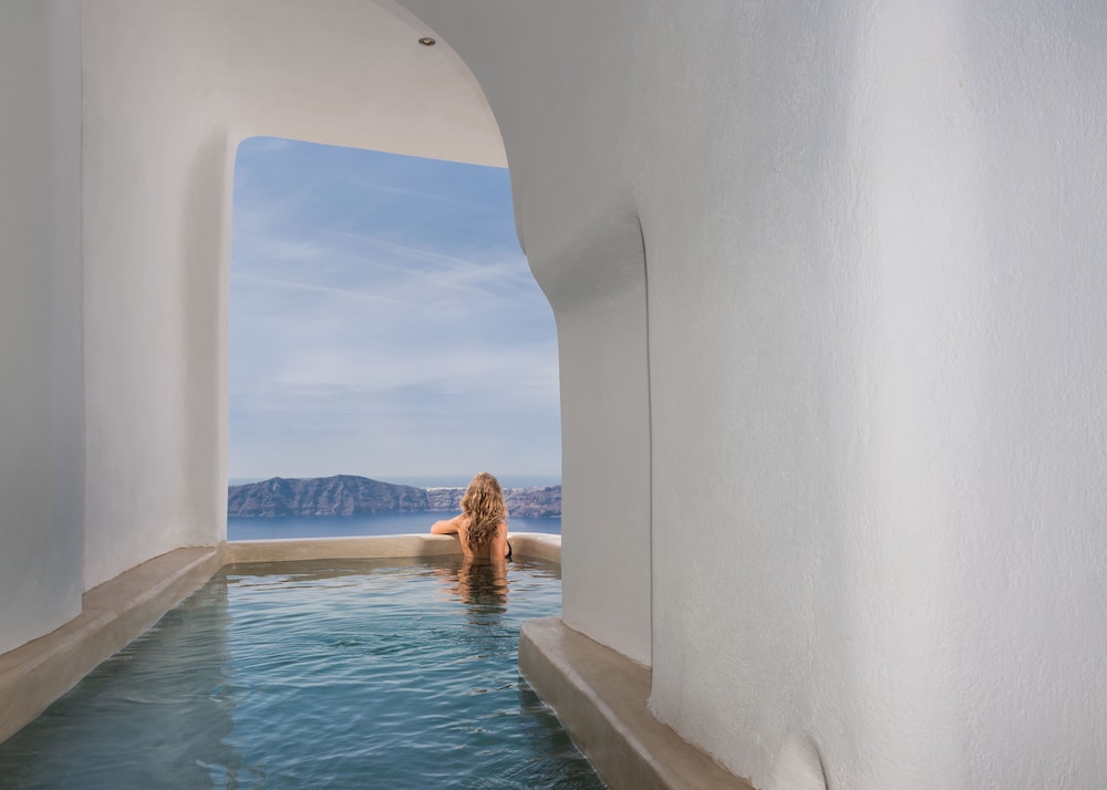 Suite, Private Pool (Master,  Caldera View) - Photo 11
