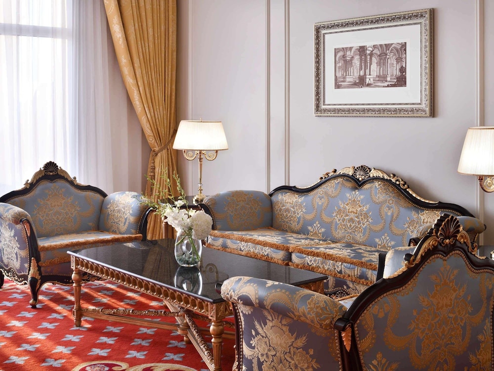 Raffles, Presidential Suite, 2 Bedrooms thumbnail 5
