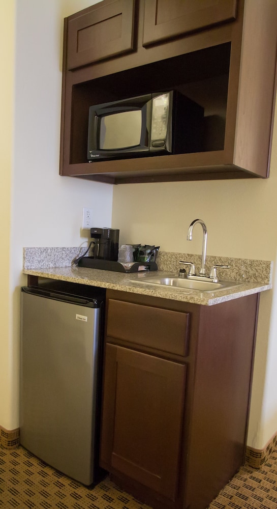 Suite, Non Smoking - Photo 9