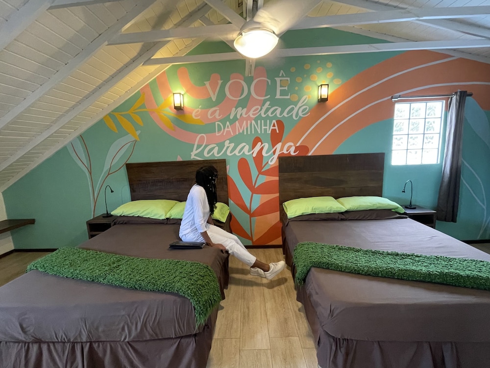 Design Quadruple Room, Multiple Beds, City View, Poolside