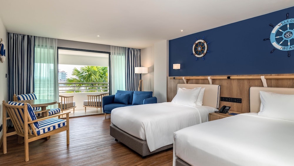 Premier Room, 2 Twin Beds, Balcony - Photo 1