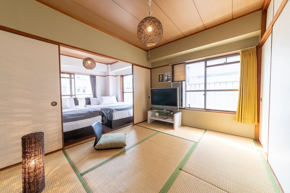 Room301 - Photo 14