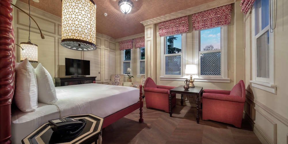 Suite (Ottoman) photo 2