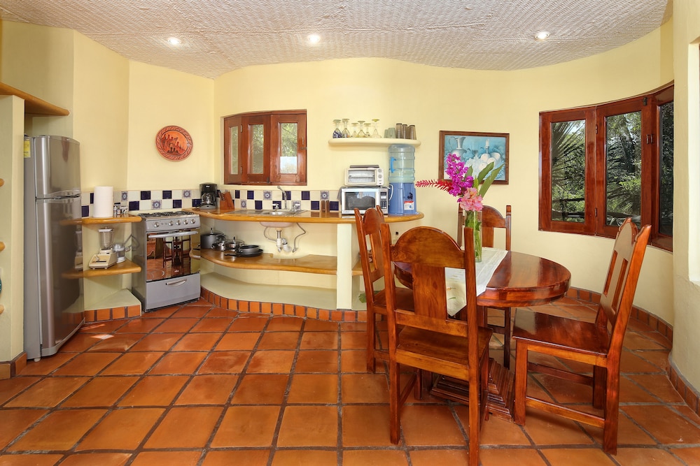 Luxury Bungalow, 1 Bedroom, Non Smoking, Mountain View photo 3