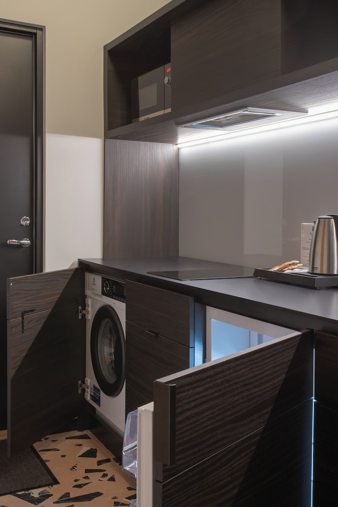 Exclusive Apartment, City View - Photo 6