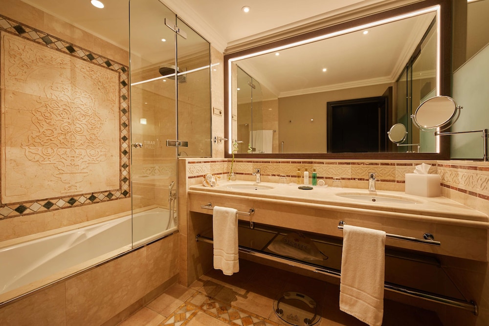 Junior Suite Pool View (1 Pax) photo 2