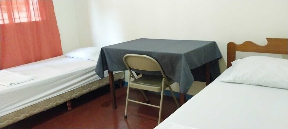 Basic Twin Room (A/C) photo 1