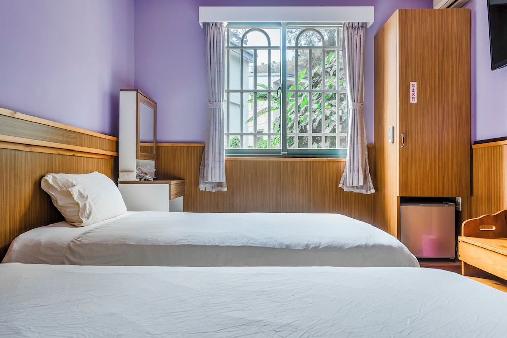 Double Room - Photo 5