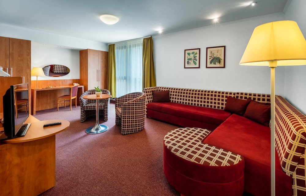 Luxury Apartment, Balcony photo 3