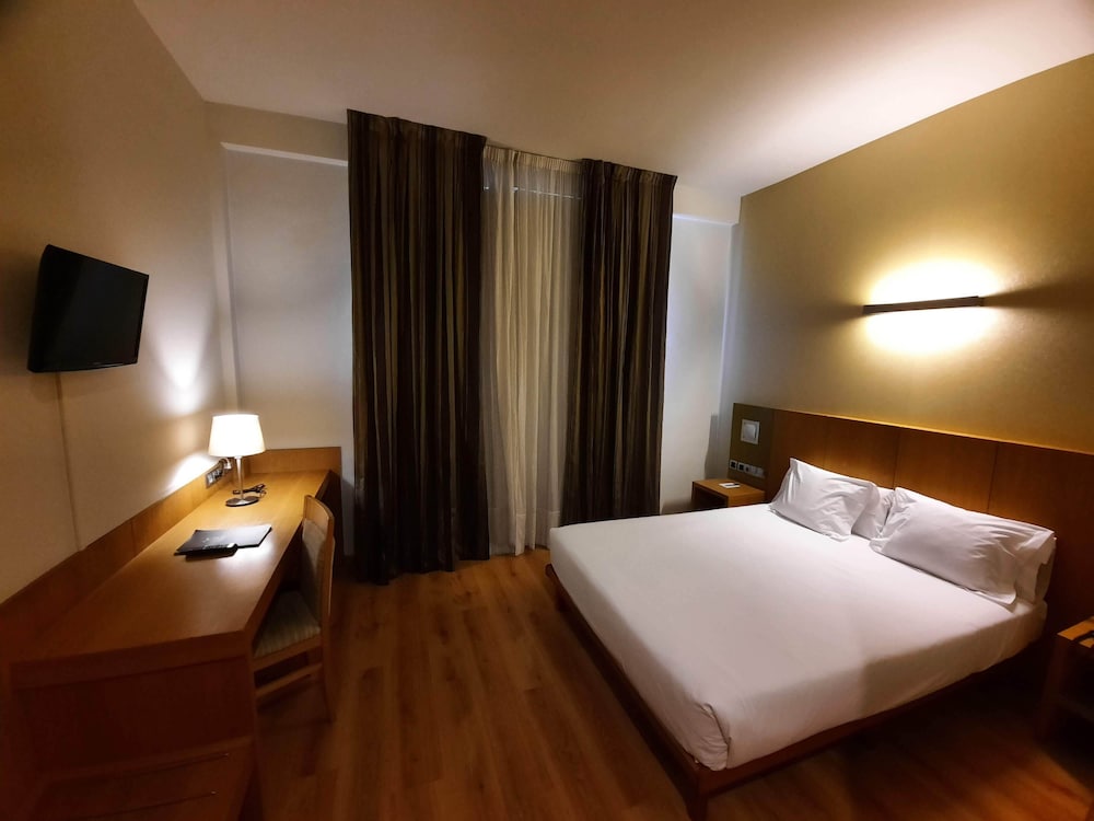 Double or Twin Room photo 2