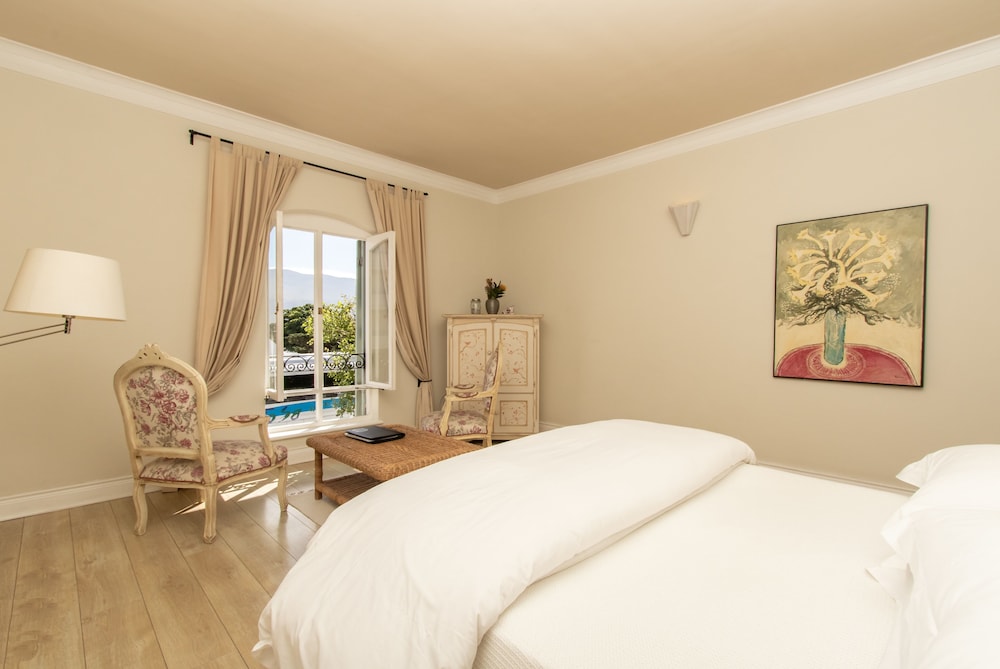 Economy Double Room, 1 Bedroom, Ensuite photo 2