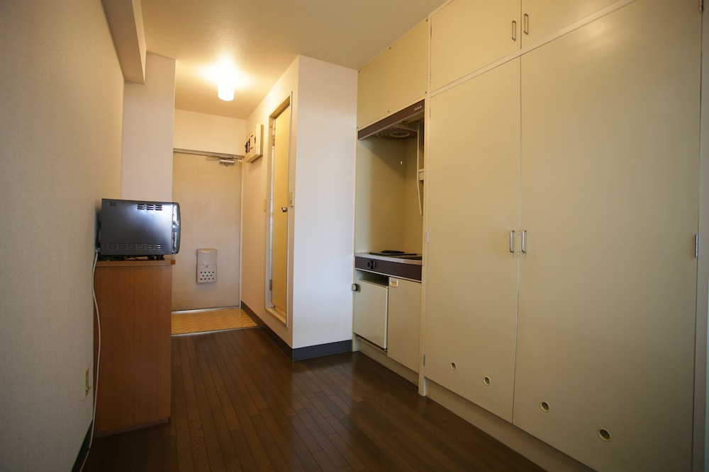 Apartment (See email for self check in) photo 2