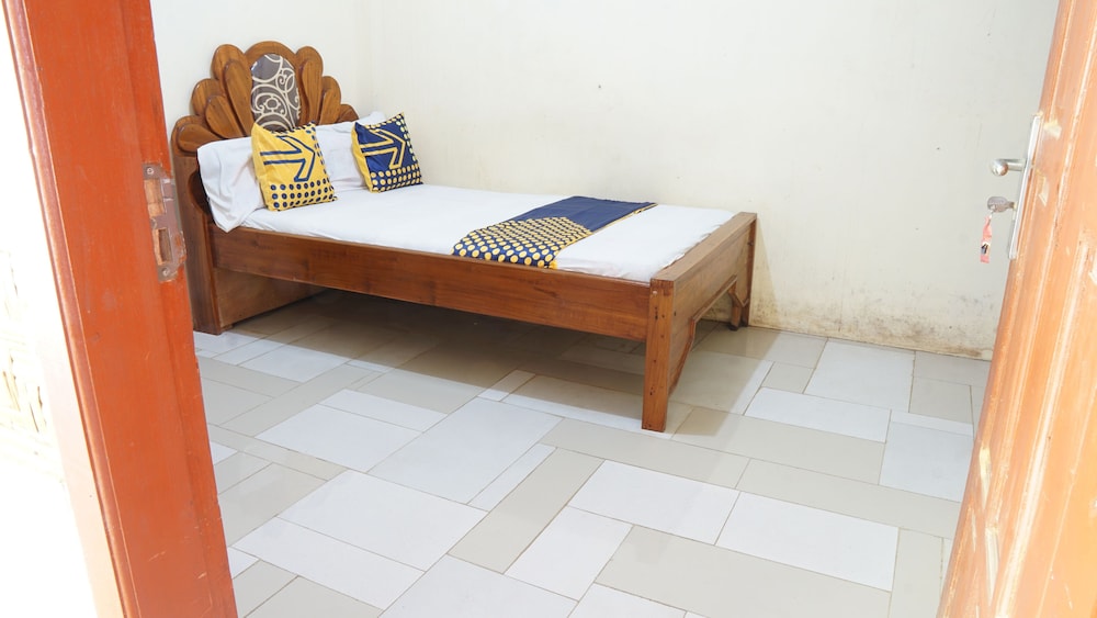 Basic Double Room - Photo 6