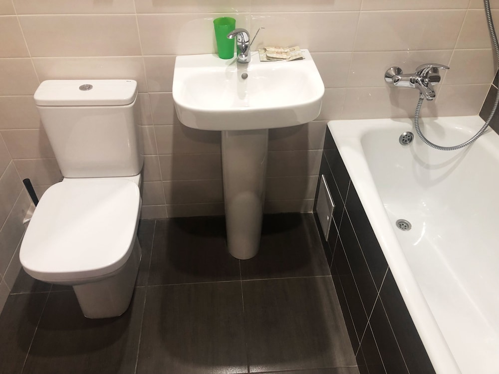 Standard Double Room, 1 King Bed, Balcony, Mountain View photo 2