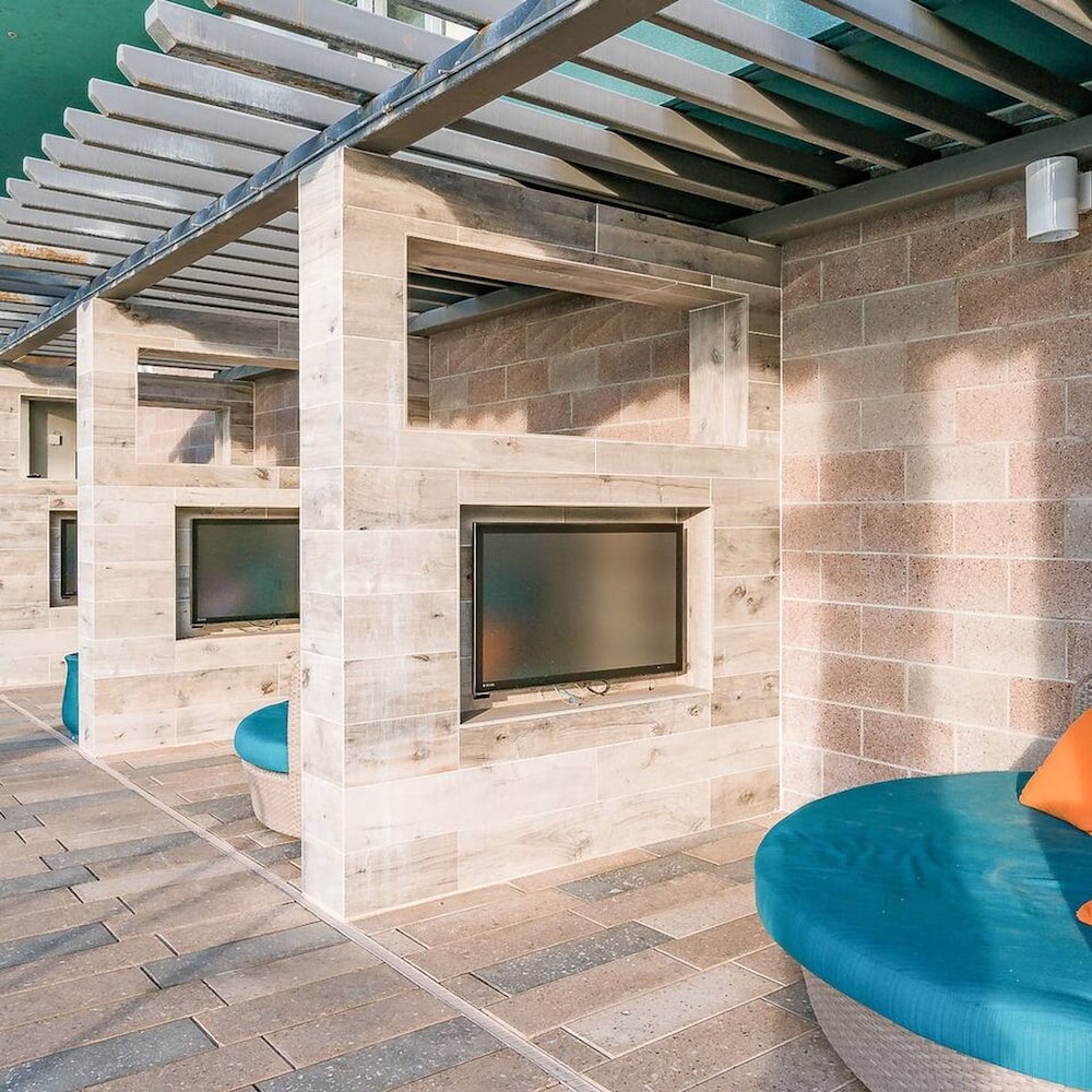 Modern 2BR Cozysuites on Town Lake Waterfront 03, Foto 6