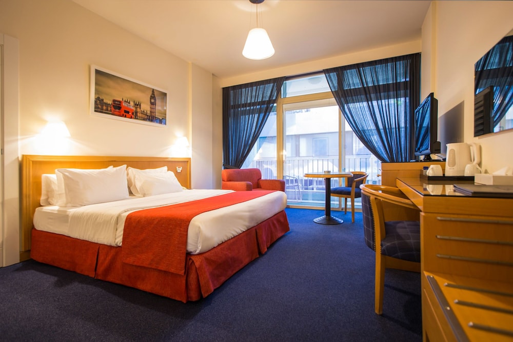 Standard Double Room - Photo 4