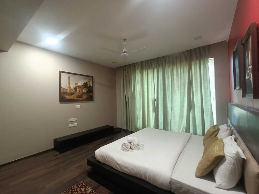 Executive Villa, 4 Bedrooms photo 3