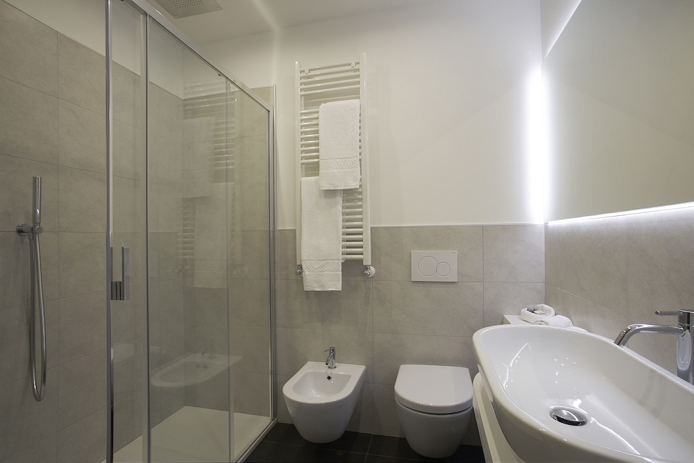 Superior Double Room Single Use, Non Smoking - Photo 14
