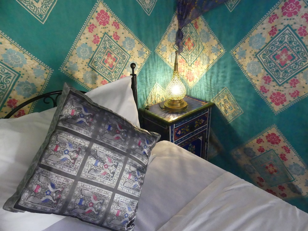 Tent (Tislite) photo 2