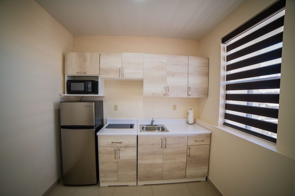 City Condo, 2 Bedrooms photo 3