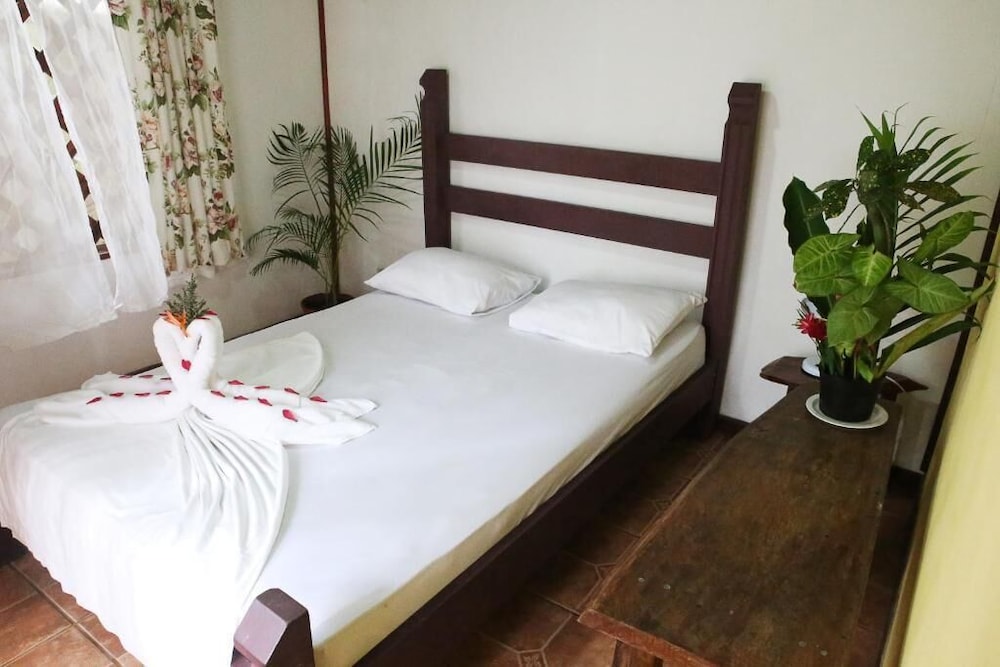 Standard Double Room, Garden View, Garden Area photo 1