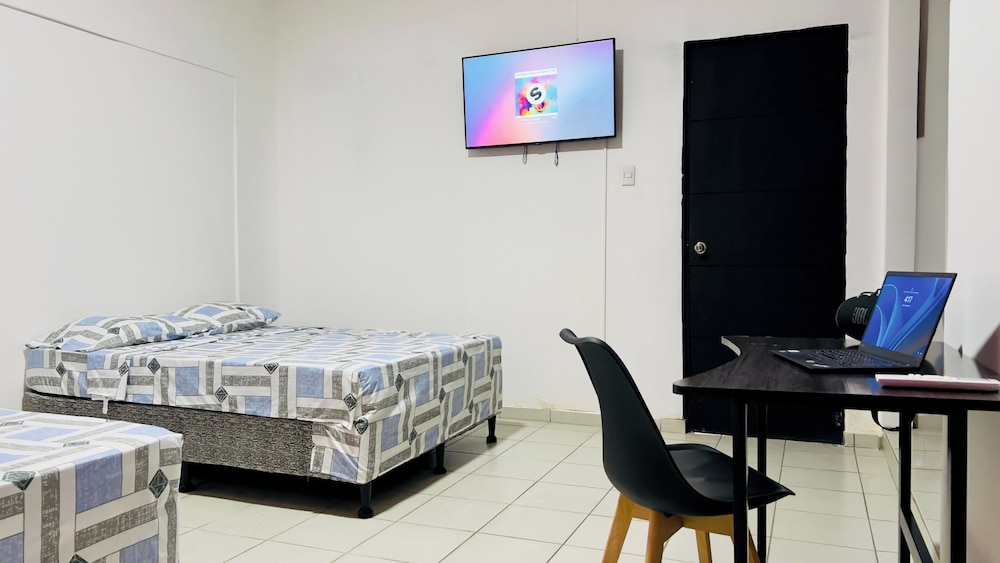 Comfort Quadruple Room, 2 Double Beds, Non Smoking, Private Bathroom photo 1