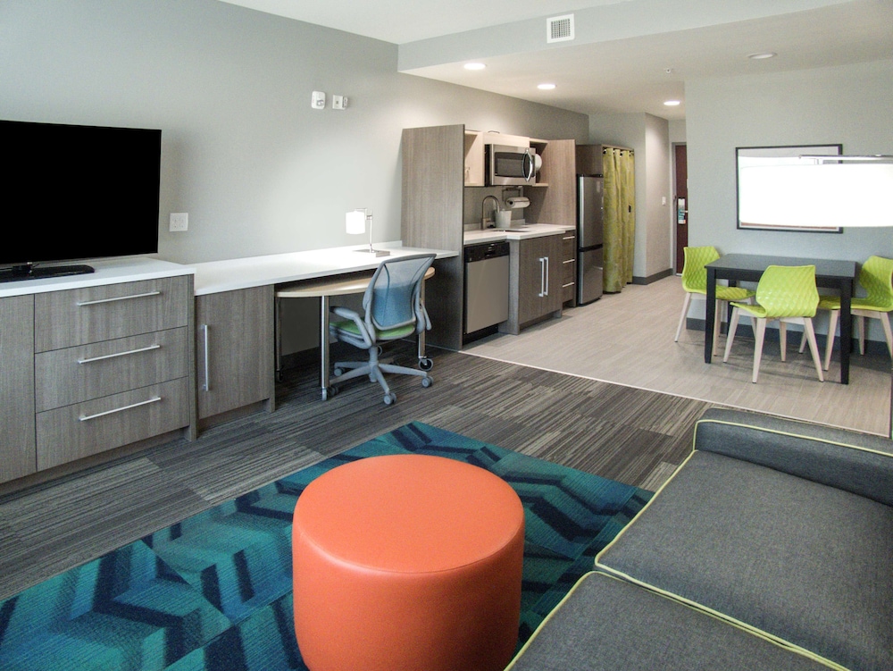 Suite, 1 Bedroom, Non Smoking - Photo 2