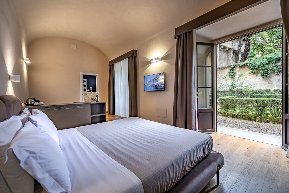Superior Double or Twin Room, Garden View - Photo 1